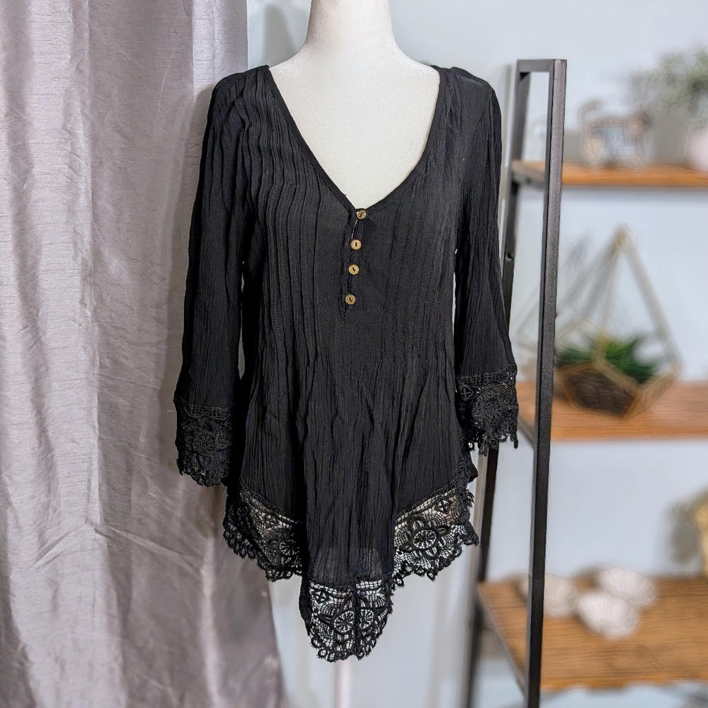Venus Black Blouse